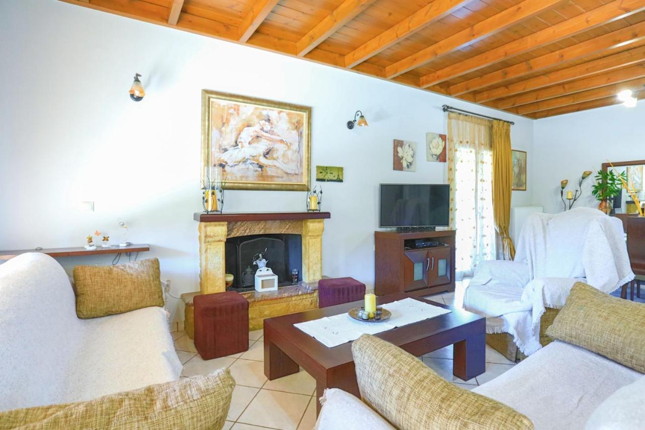 Villa Chrisdina Nymfai Exterior photo